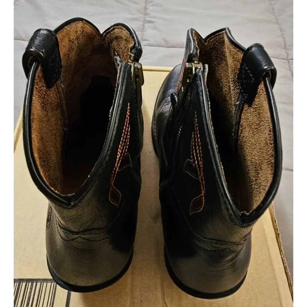 Ariat® (Women's 8.5 B) Darlin™ Western Boot in Old Black - $180